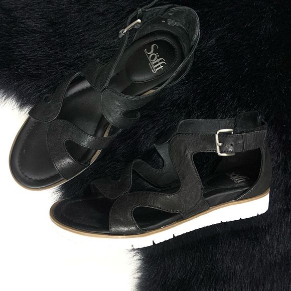 Sofft Shoes - SOFFT Leather Sandals